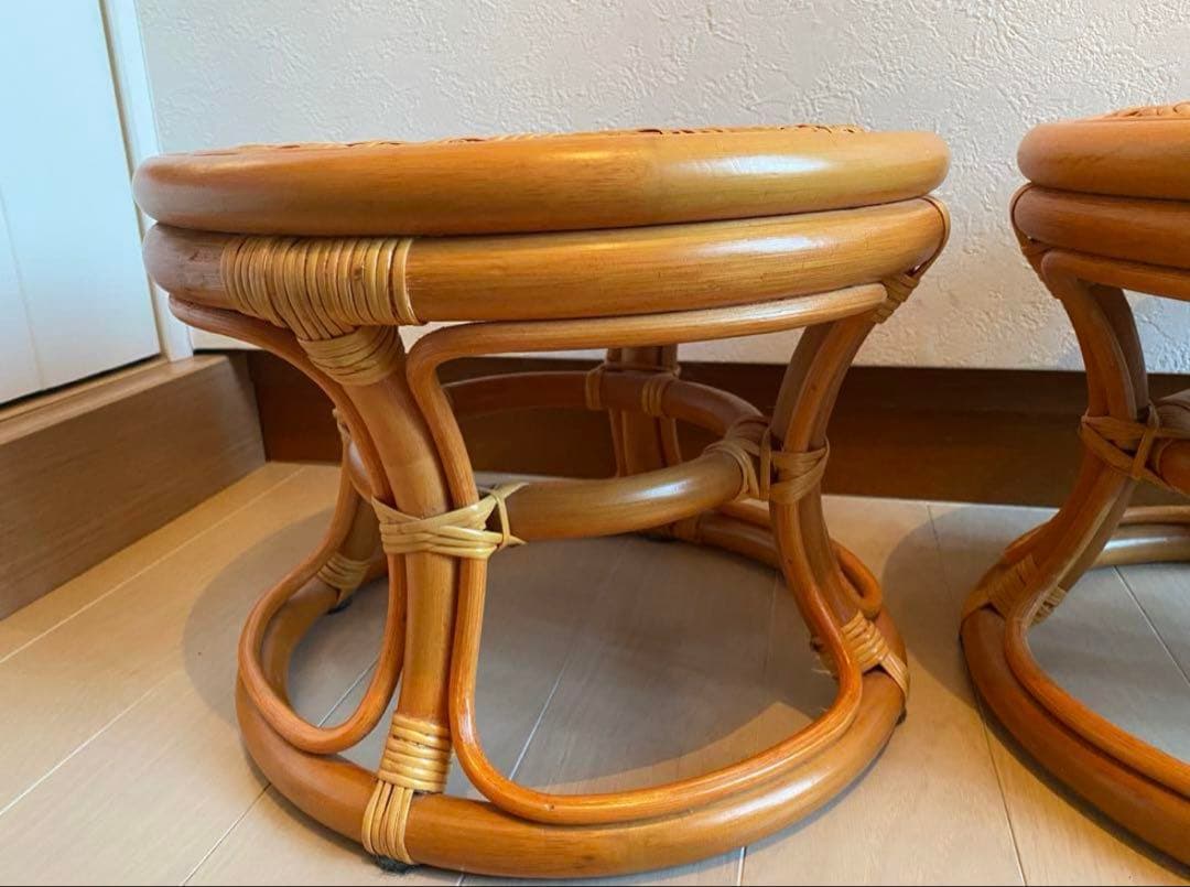 美品　ラタン製 丸型スツール 2個セット
