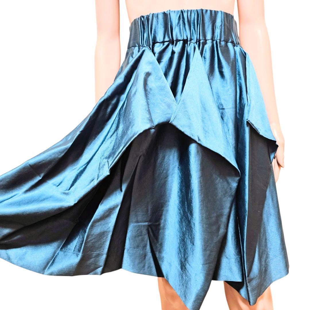 美品 ヴィヴィアンウエストウッド フレアスカート サテン 個性的 1033