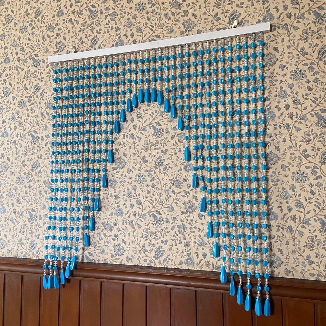 昭和レトロ ビーズのれん 当時物 レトロポップ ブルー - メルカリ