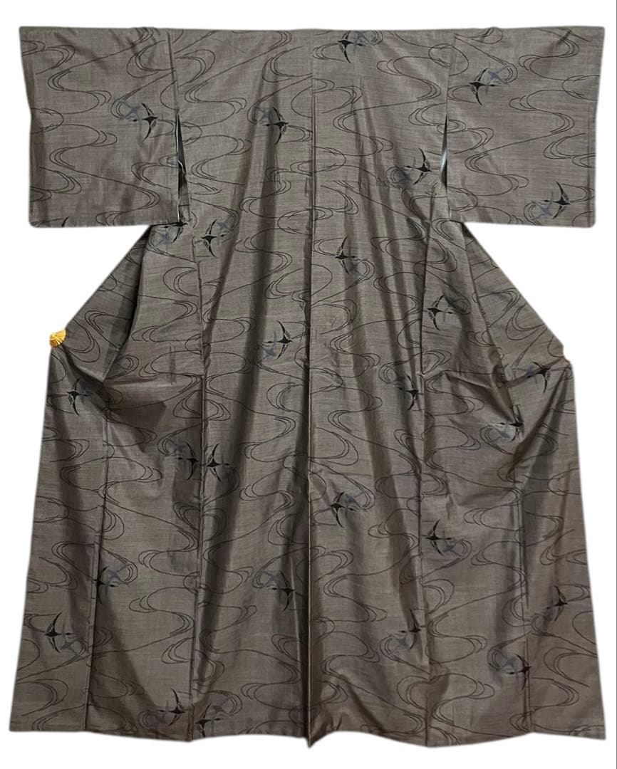 本場大島紬 経緯絣 9マルキ 小紋 飛翔鶴 イ6460 イ 本場大島紬 正絹