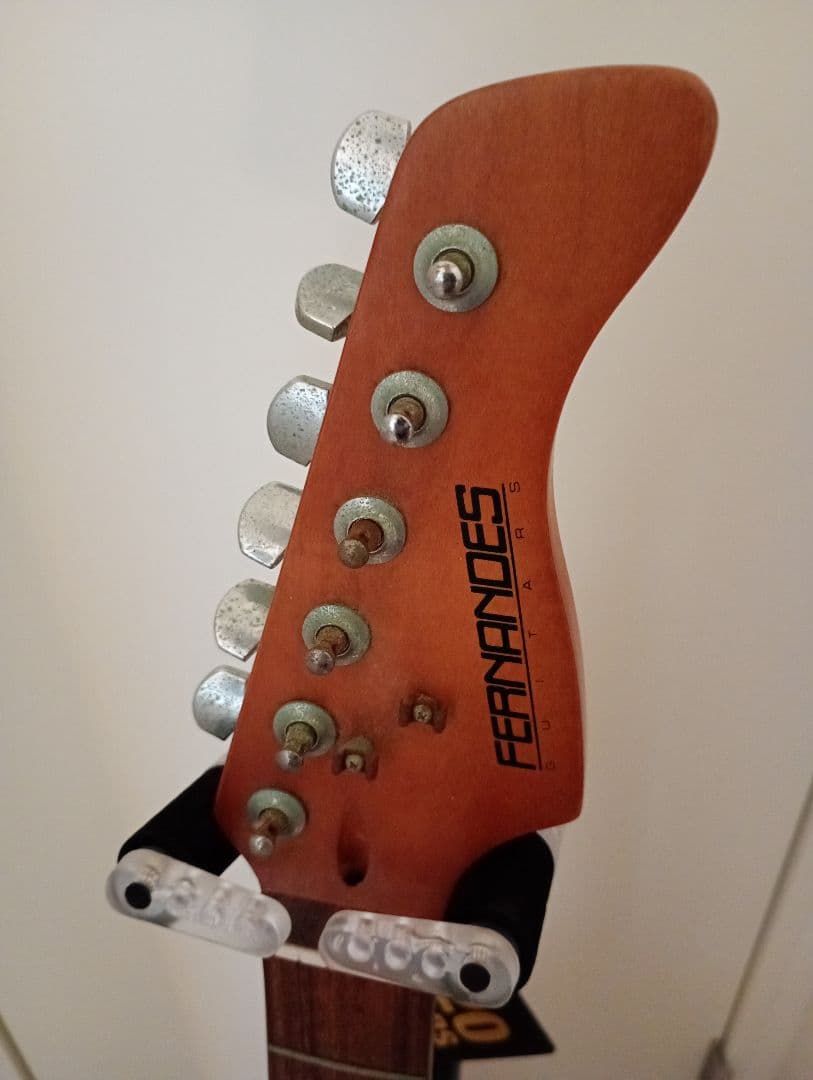 FERNANDES エレキギター クリーム色　98年