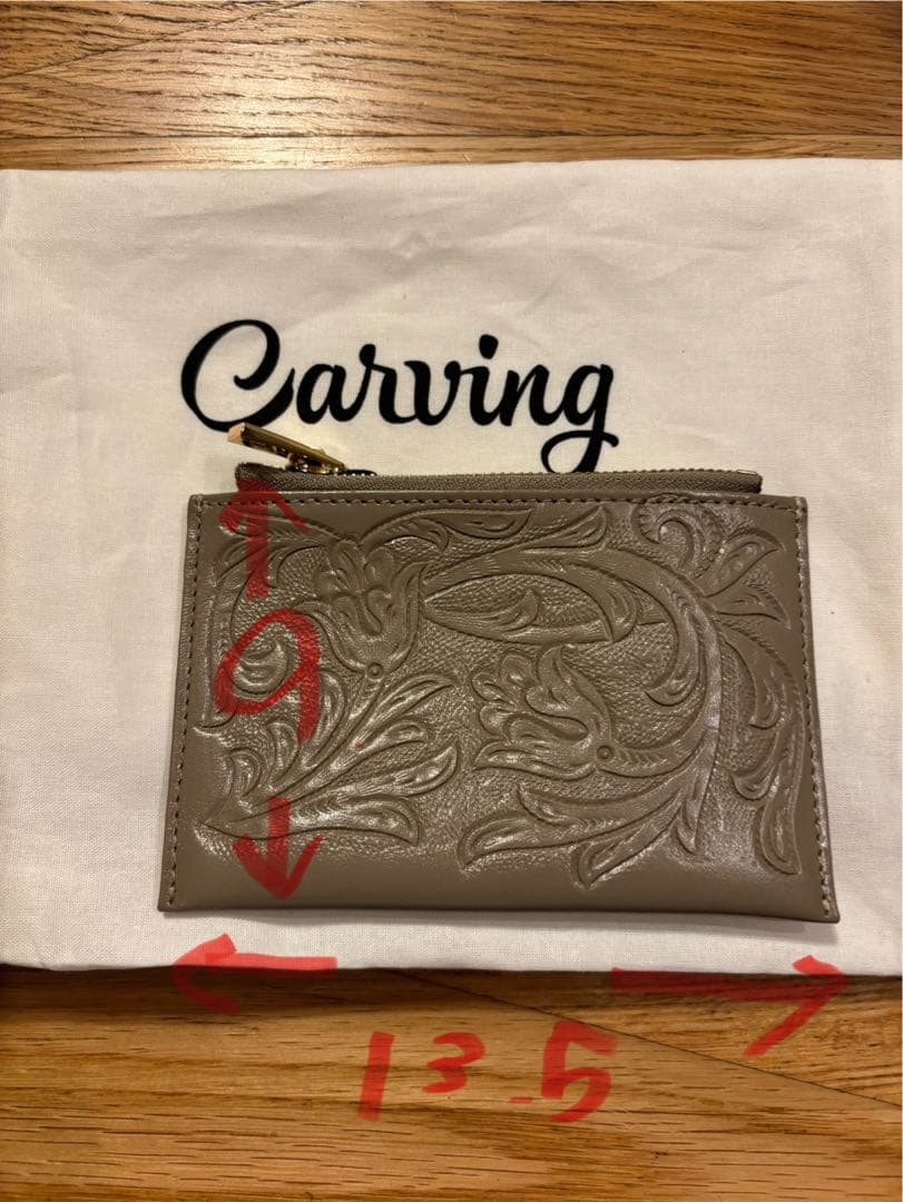 グレースコンチネンタル　カービングトライブス　財布