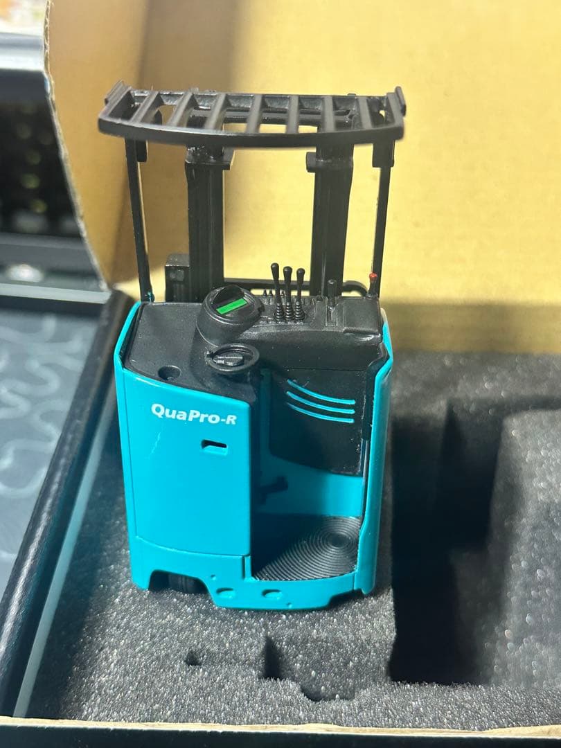 【U72】 住友 フォークリフト ミニチュア QuaPro-R