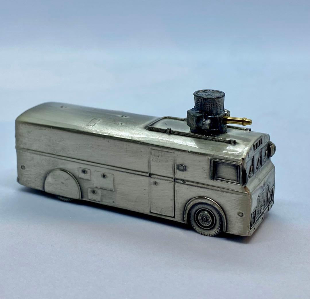 希少！ 警視庁 放水車 警備車 関東管区警察学校記念 文鎮 ミニカー