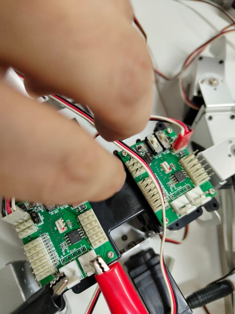 KONDO KRS-78A ロボットキット　電源入力確認済み