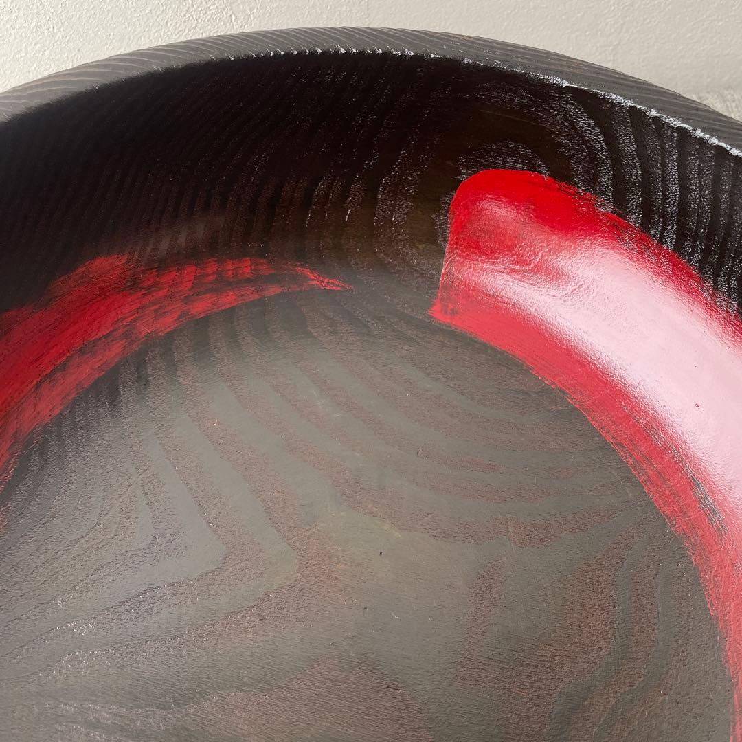 こね鉢　木製　無垢材　くり抜き　刷毛目　漆塗　松材？　大型ボウル　黒に赤丸