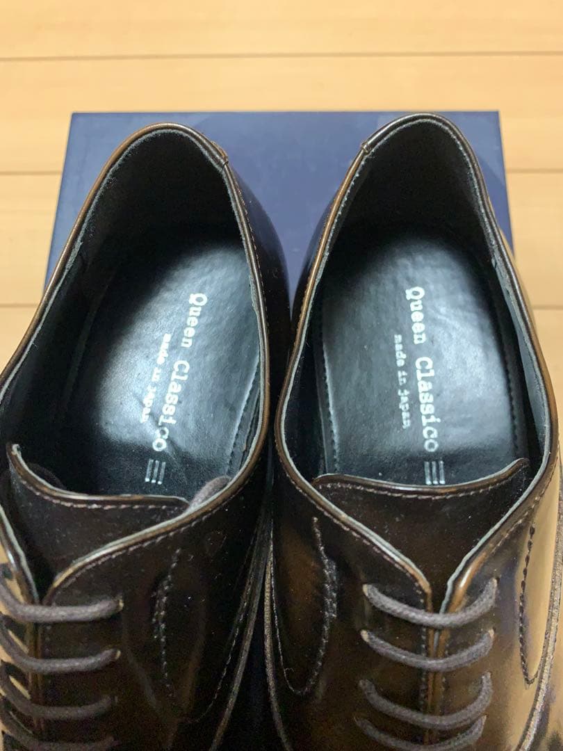 未使用　新品　クイーンクラシコ　サイズ25.5