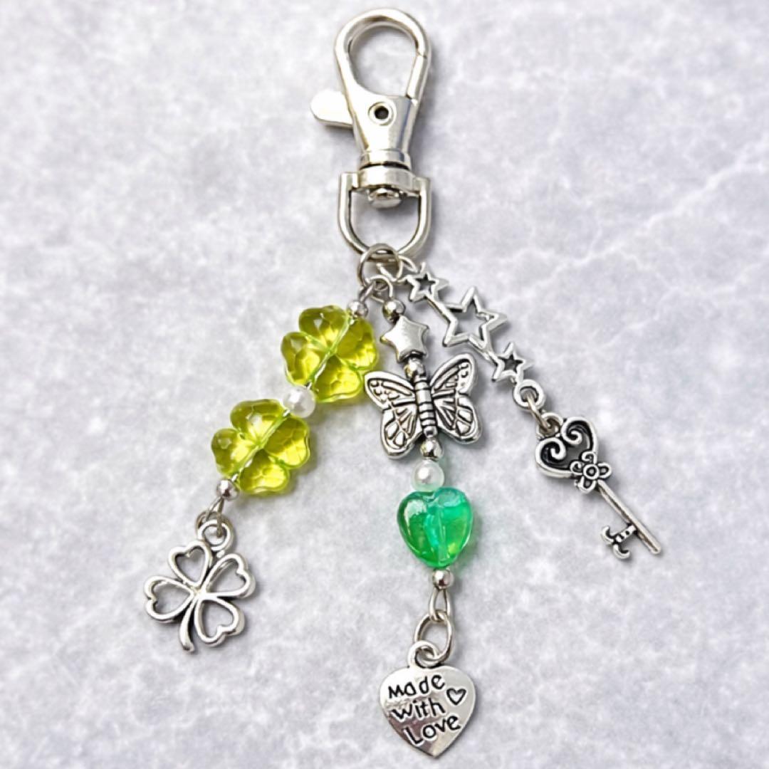 クローバー ビーズキーホルダー コレクトブック チャーム ストラップ