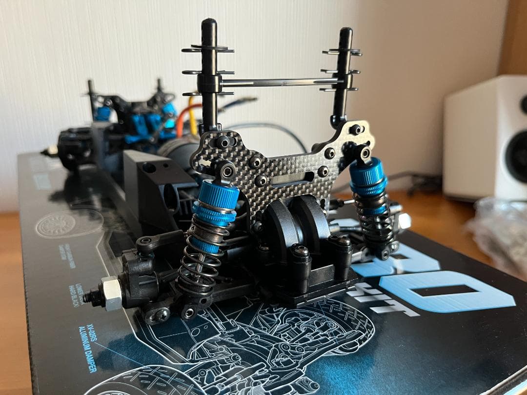 タミヤ XV-02RS Pro シャーシ 10.5T オプション付き、オマケ付き