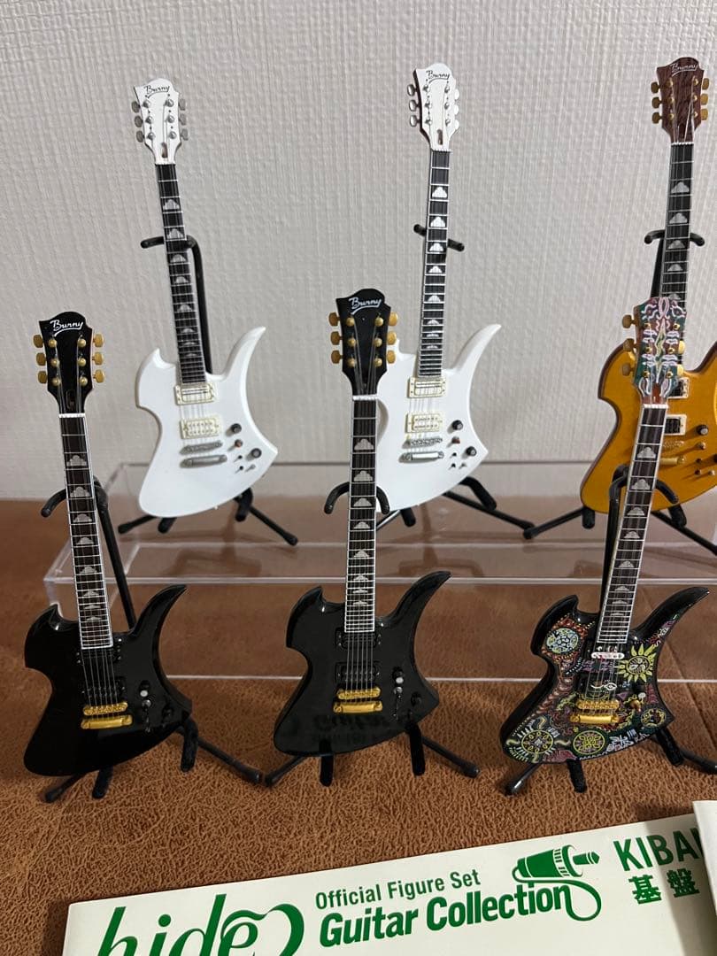 hide ギターコレクション hide Guitar Collection