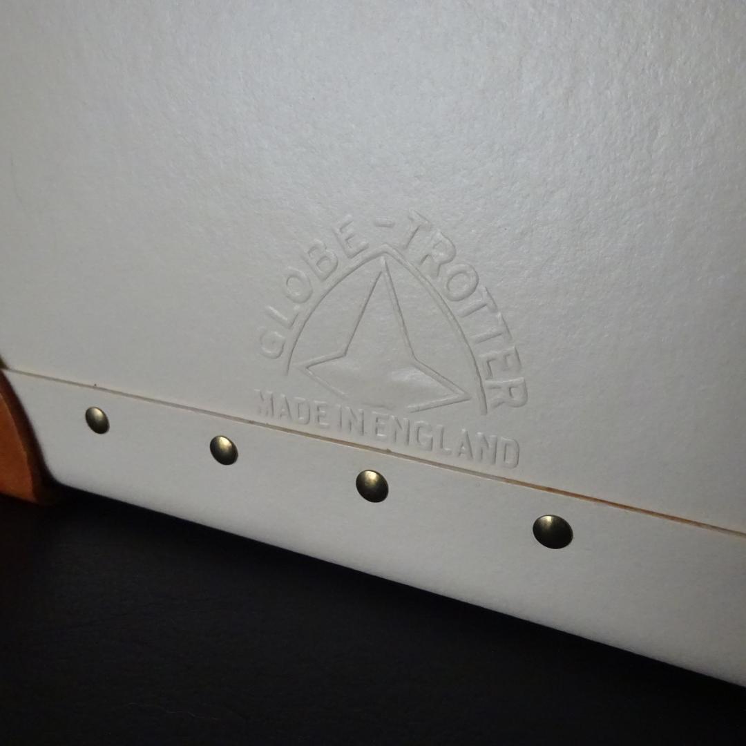 r*i様 GLOBE TROTTER グローブトロッター コスメケース13インチ