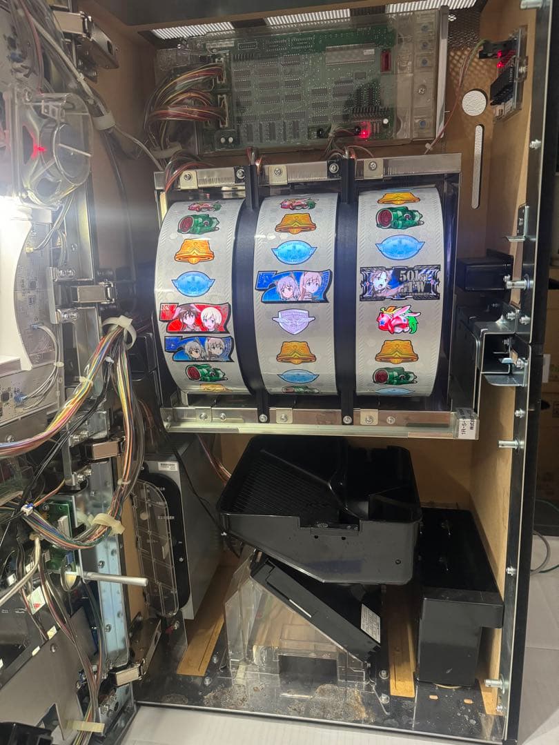 ストライクウィッチーズ VX 不要機付き 実機 パチスロ オーイズミ