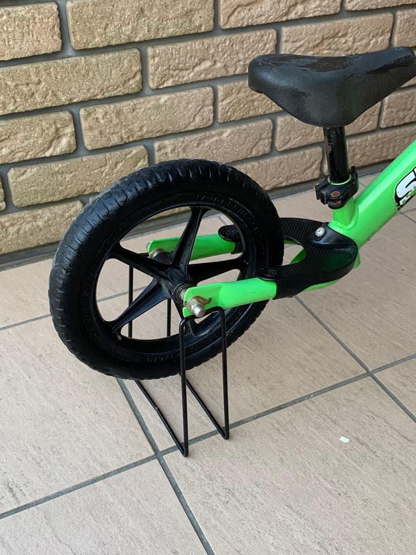 【美品】ストライダー スポーツモデル 12インチ　日本正規品