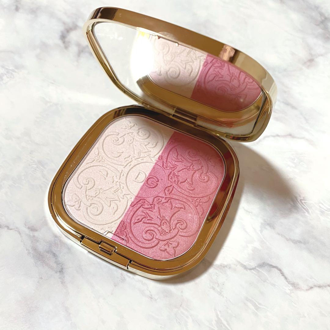 ソーラーグロウ イルミネーティングパウダー デュオ