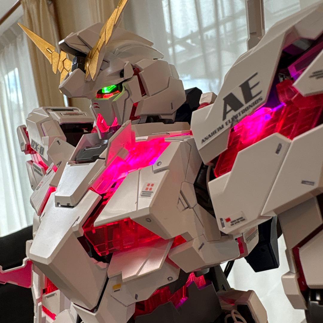 PG UNICORN GUNDAM LEDユニット組込済