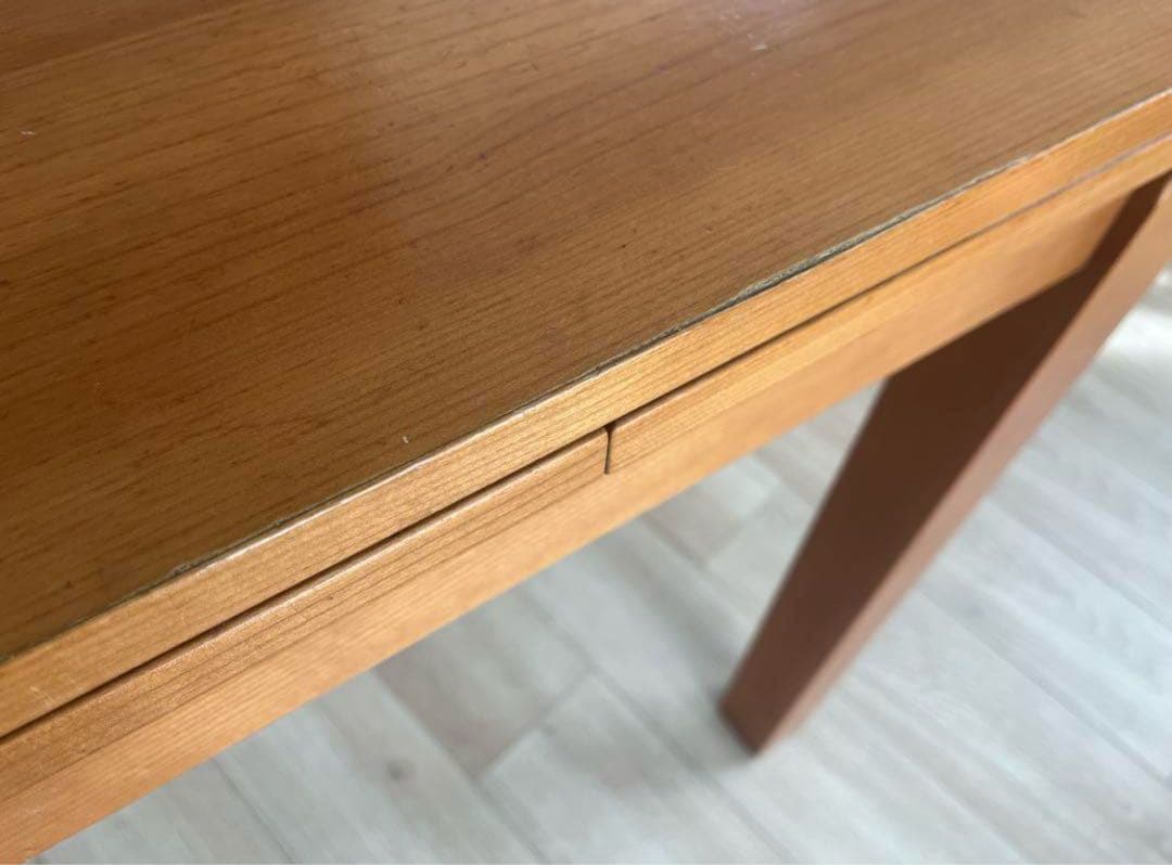 unico ダイニングテーブル