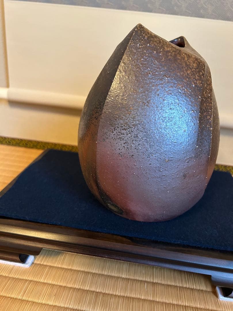 備前焼　扁壺　　伊勢崎創作