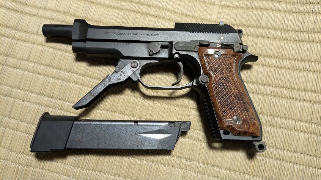 激レア❓約25前‼️のハンドガン KSC ガスブローバック ブラック