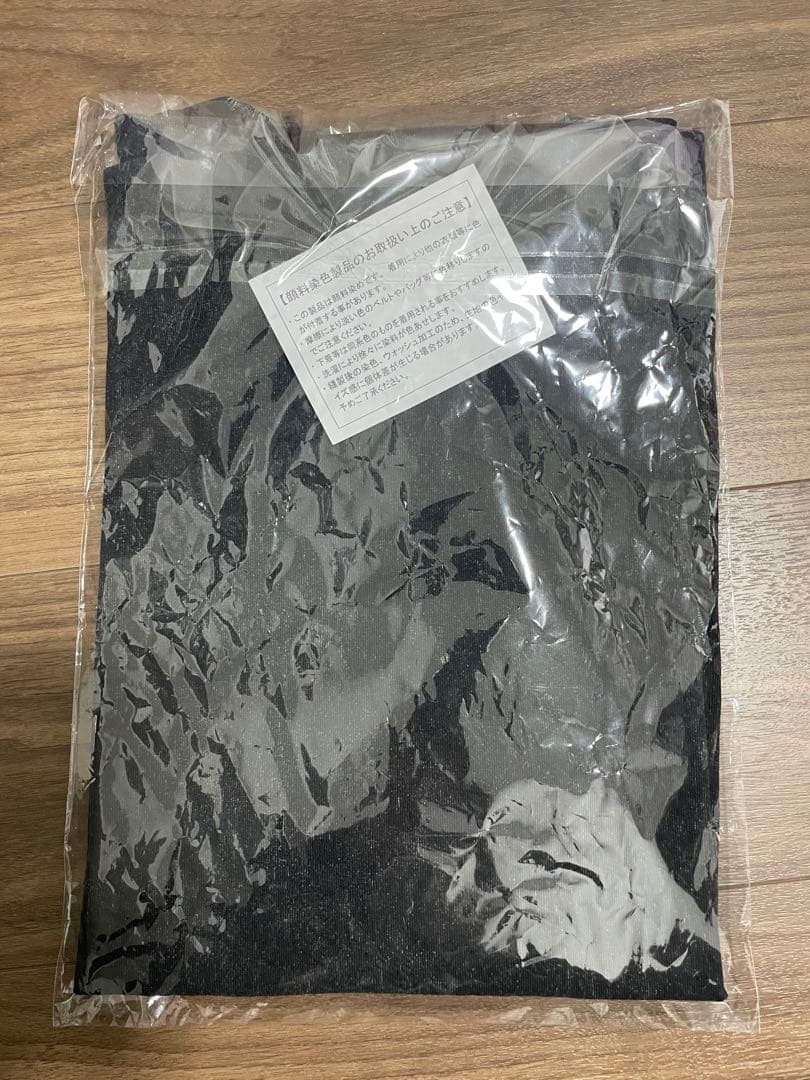 B'z 黒 Lサイズ グラフィックTシャツ