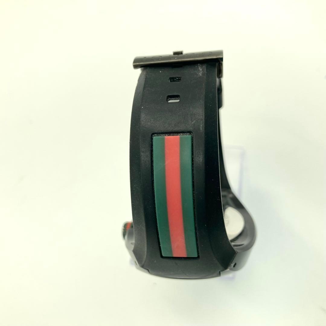 グッチ SYNC 腕時計 黒 メンズ シェリーライン