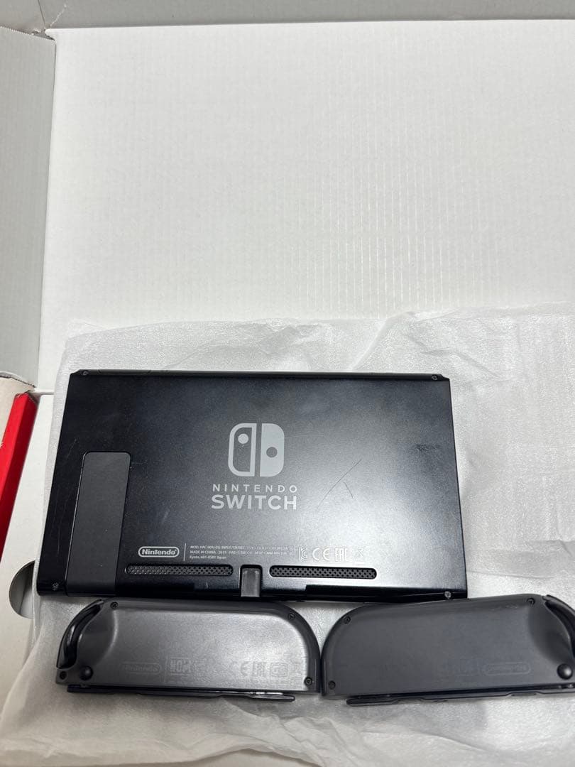 Nintendo Switch 本体 + Joy-Con + ケース SDカード