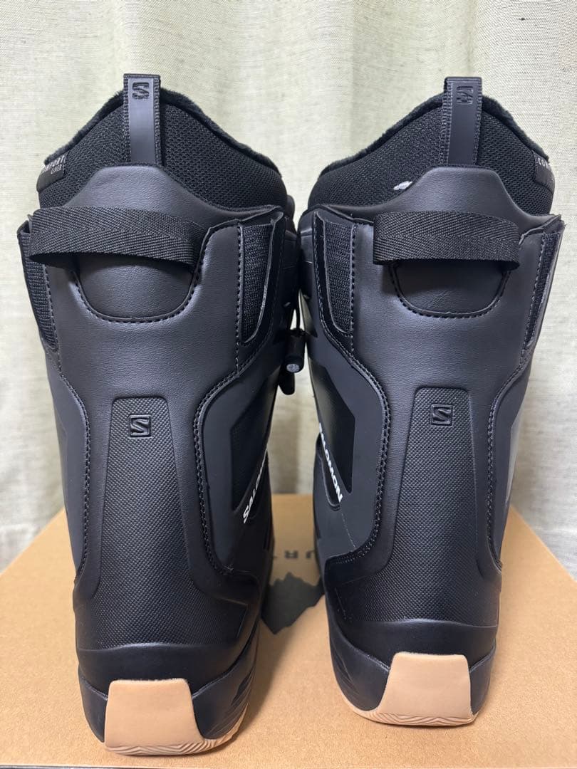 新品未使用　SALOMON LAUNCHER スノーボードブーツ
