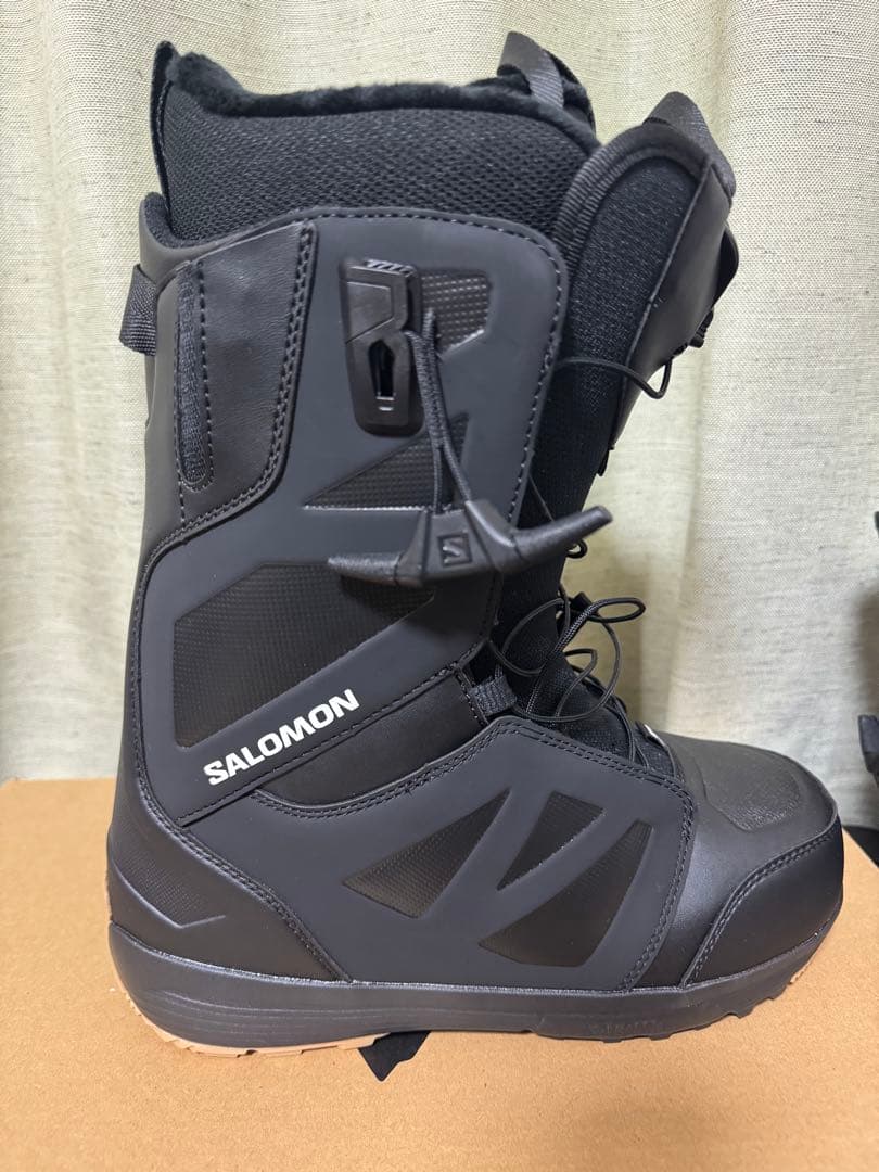 新品未使用　SALOMON LAUNCHER スノーボードブーツ