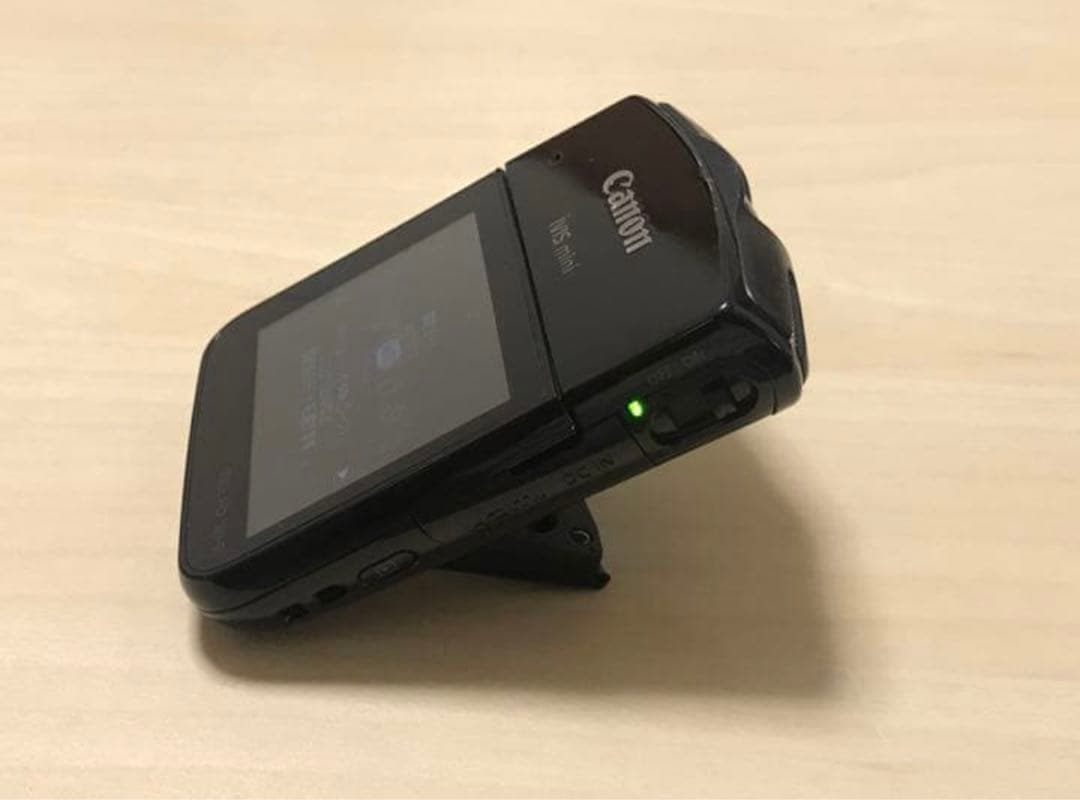 p*n様 Canon iVIS mini HDビデオカメラ