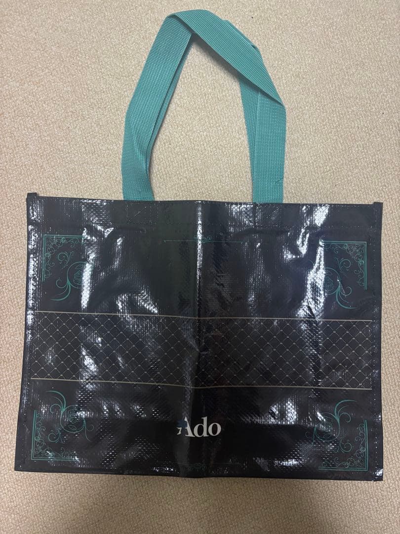 Ado Adotomy 会場限定ミニクッション東京、ショッパー（SMALL） - メルカリ