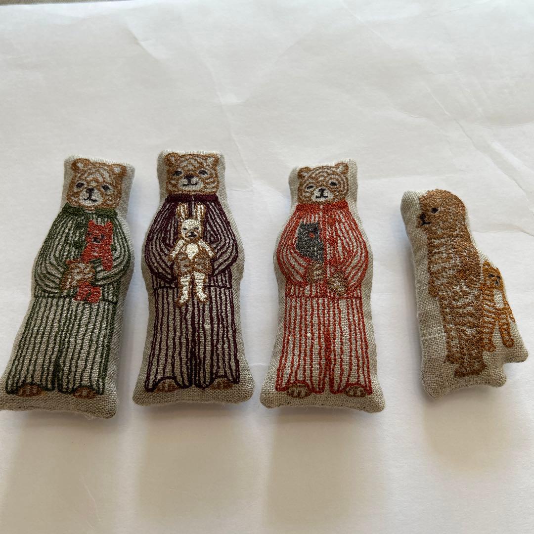 コーラル&タスク Coral&Tusk ３匹のクマのクッションカバー　新作