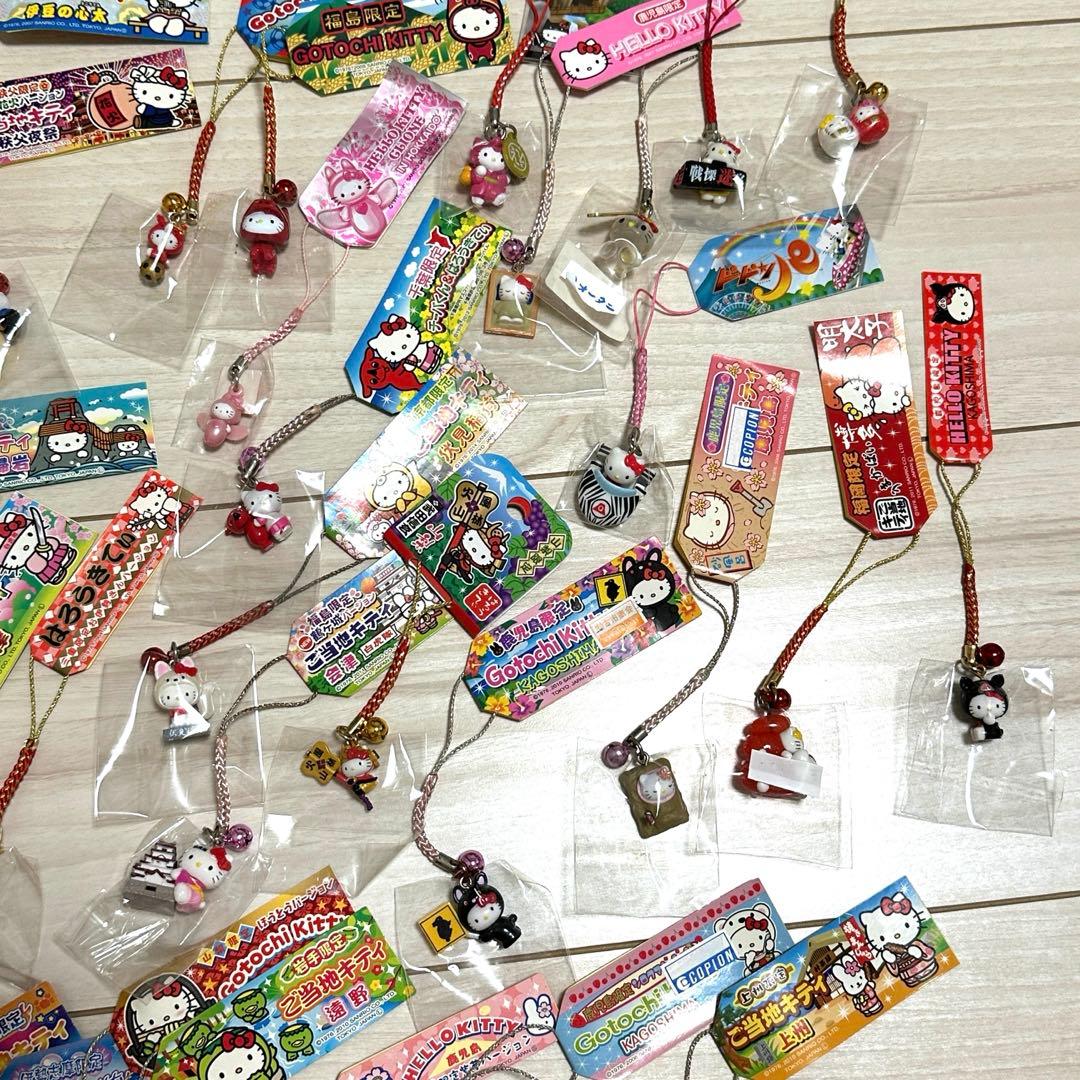 ご当地キティー　 ストラップ 55個セット