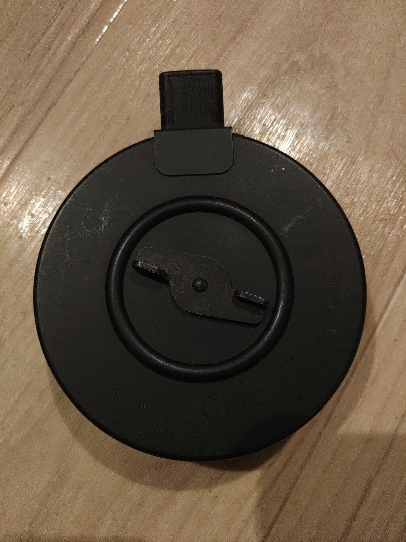 東京マルイ コンパクト電動ガン　vz61 ドラムマグ付き　動作未確認