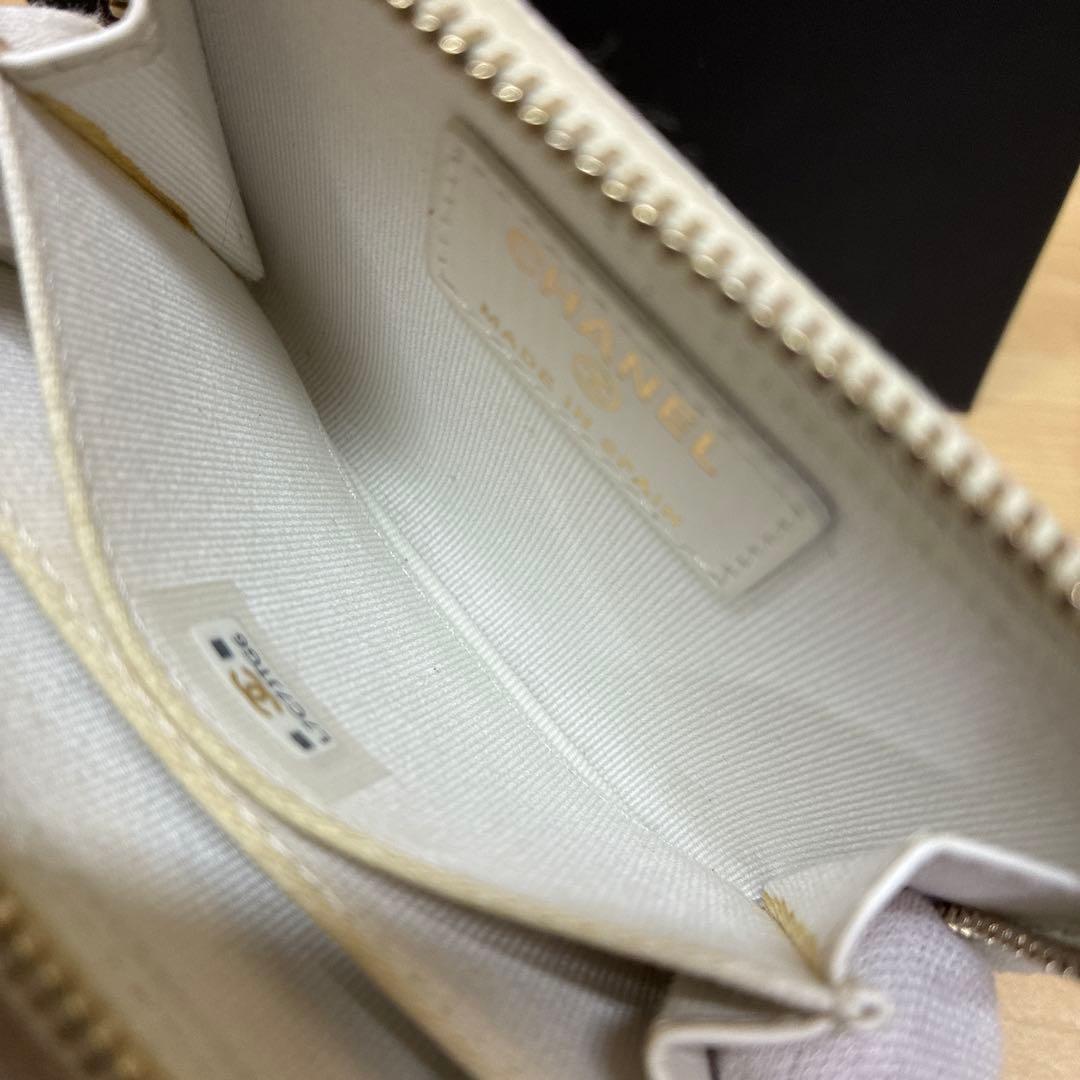 シャネル　ケース　カードケース　キャビアスキン　ココマーク