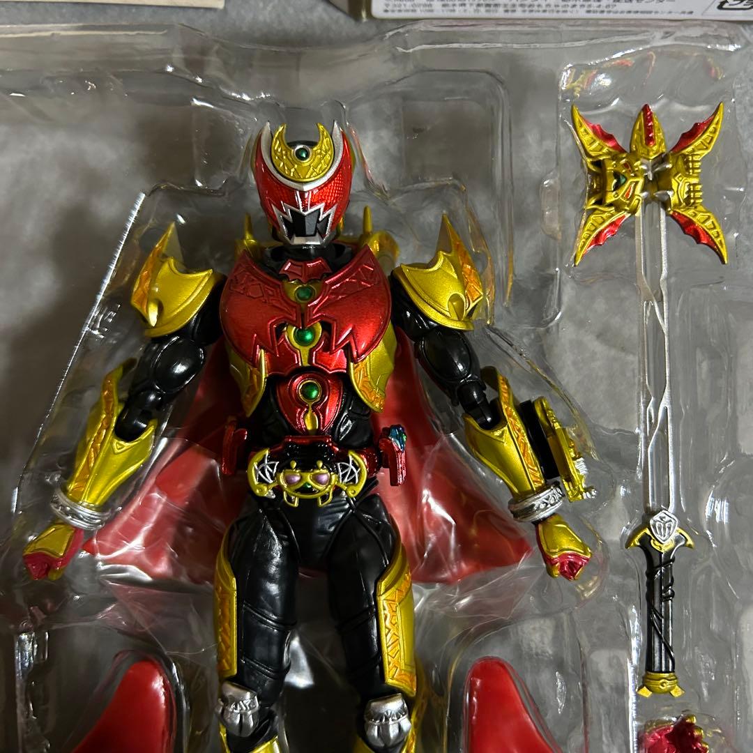 S.H.Figuarts 仮面ライダーキバ　エンペラーフォーム&ダークキバ