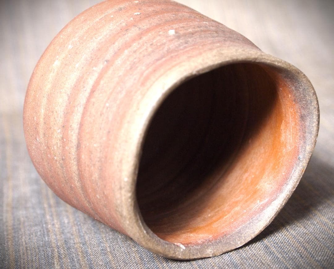 希少作☆中村六郎【師：金重陶陽】☆備前湯のみ☆共箱・布