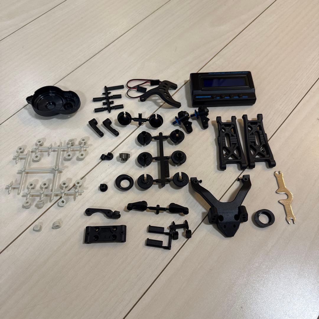 【ASSOCIATED/アソシエイテッド】B6.4 カーペット用　メカ付き