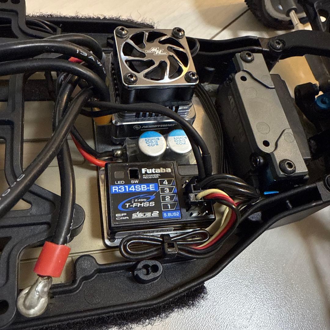 【ASSOCIATED/アソシエイテッド】B6.4 カーペット用　メカ付き