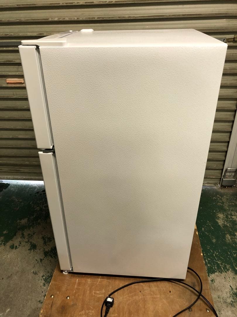 10r38 美品 2024年製 87L 冷蔵庫 TH-87L2-WH 一人暮らし