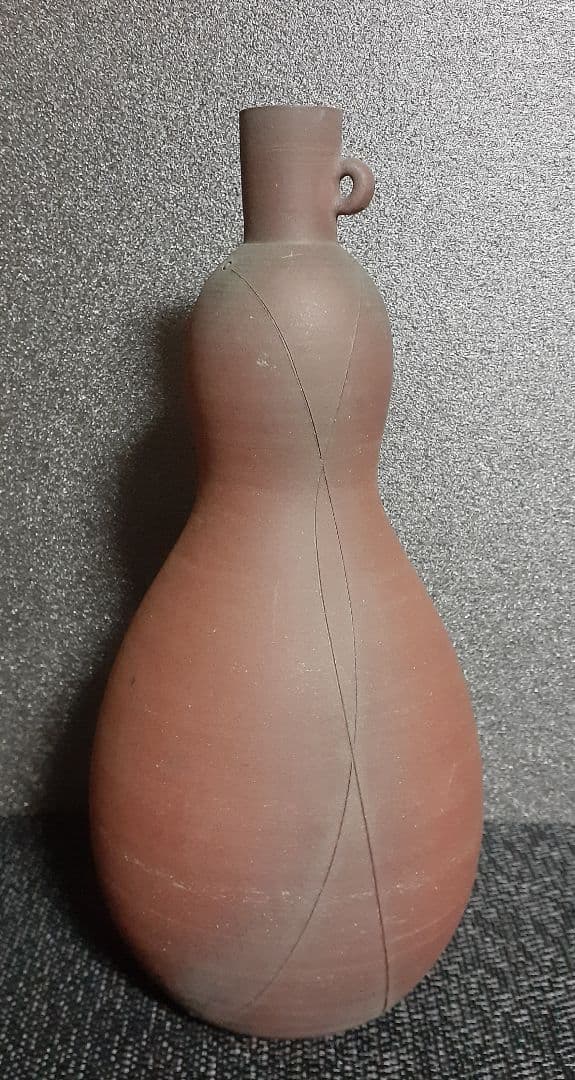 日本芸術院会員 文化勲章受章作家 【今井政之】作 線刻瓢(ひさご) 花瓶