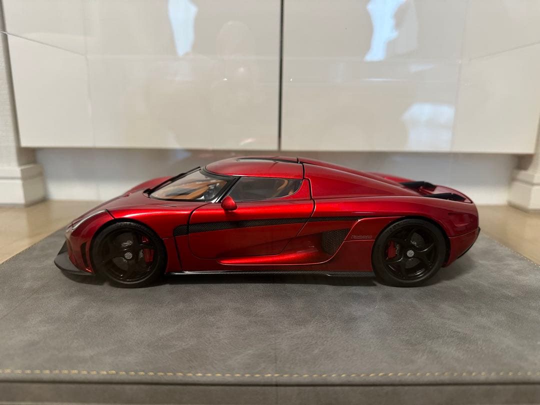 オートアート AUTOart 1/18 ケーニグセグ レゲーラ ミニカー 全開閉