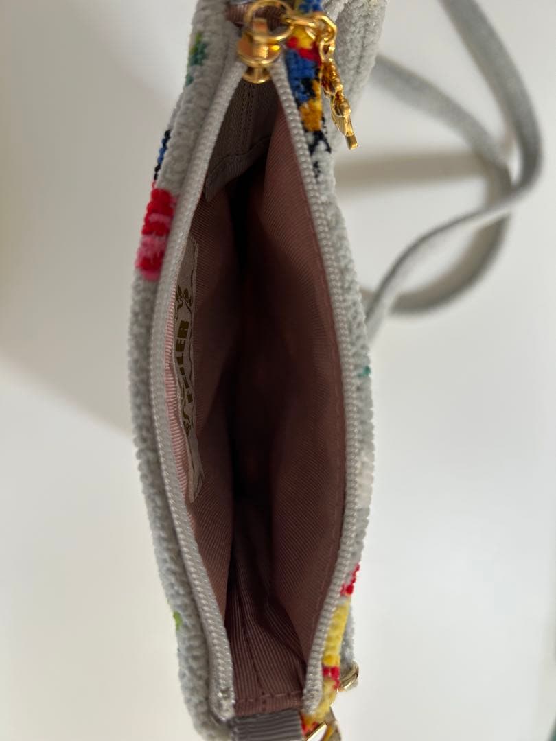 フェイラー　スマホショルダーバッグ