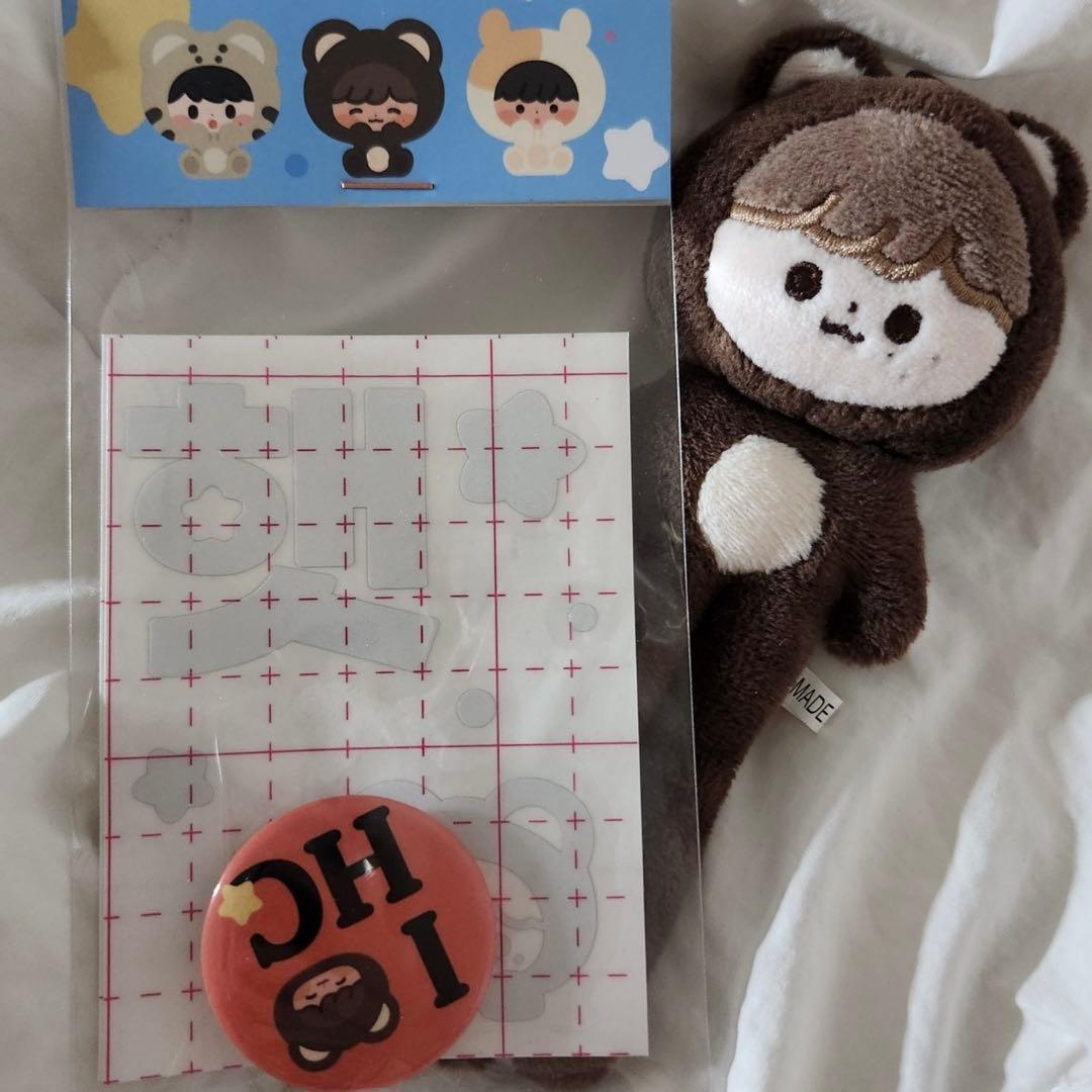 INI 尾崎匠海 XQUARE MASTERPIECE カプセルトイ 顔アクキー