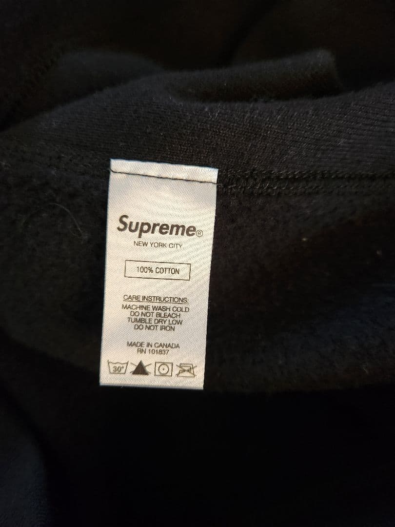 Supreme　フーディーブラック　Mサイズ