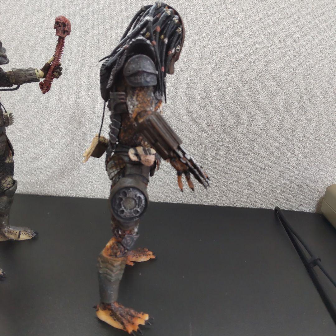 NECA プレデター フィギュア