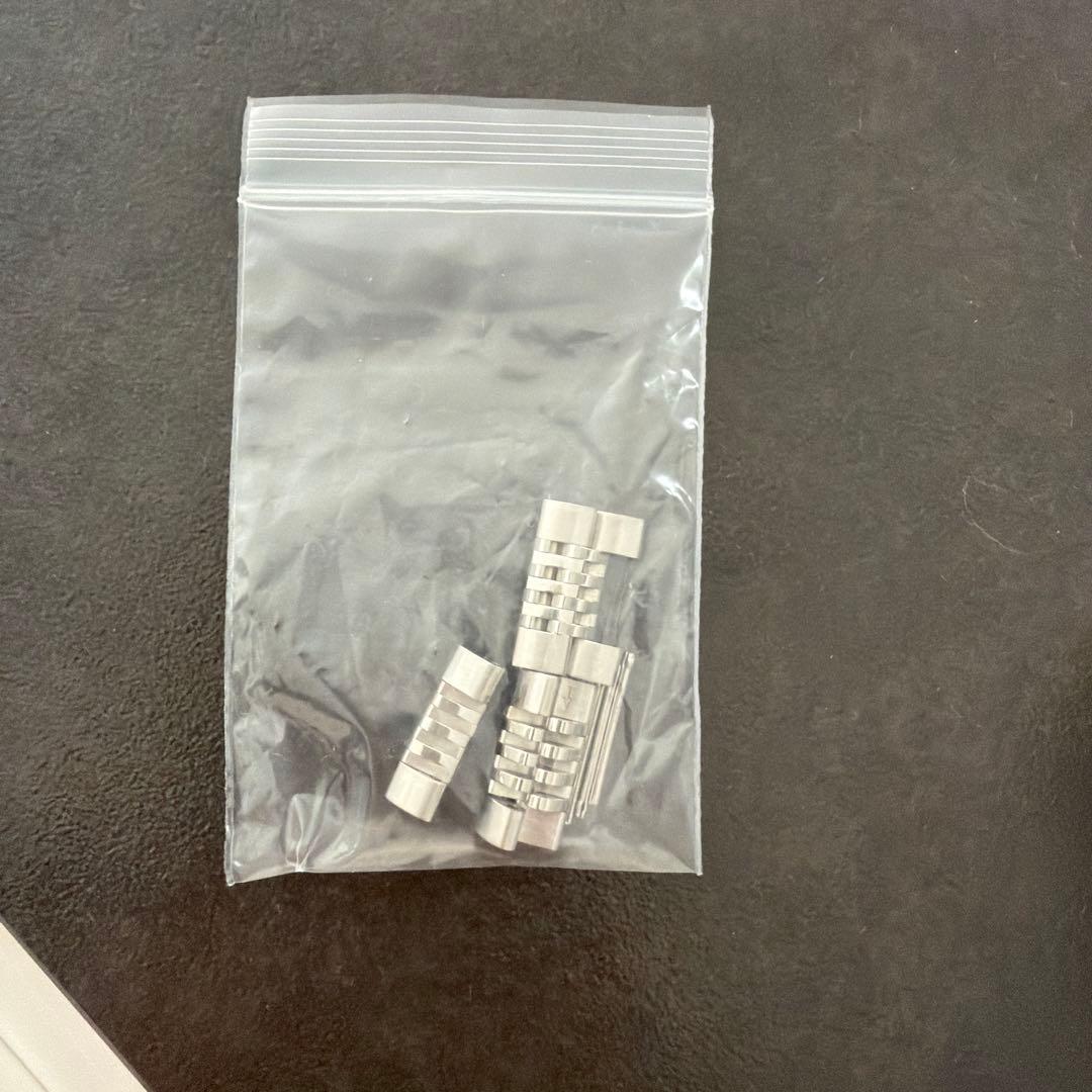 GUCCI Gタイムレス 腕時計 ステンレススチール 126.3