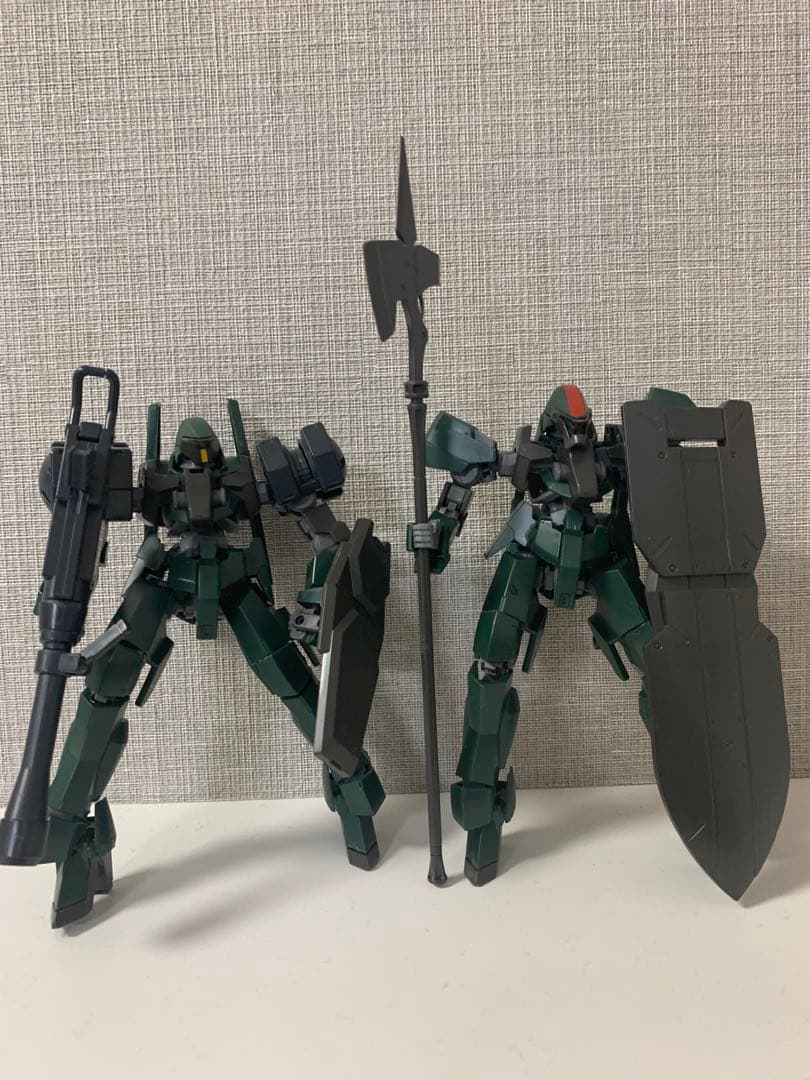 HG グレイズシルト & グレイズ (アリアンロッド所属機) ガンプラ HG グレイズシルト＆グレイズ （アリアンロッド所属機） セット
