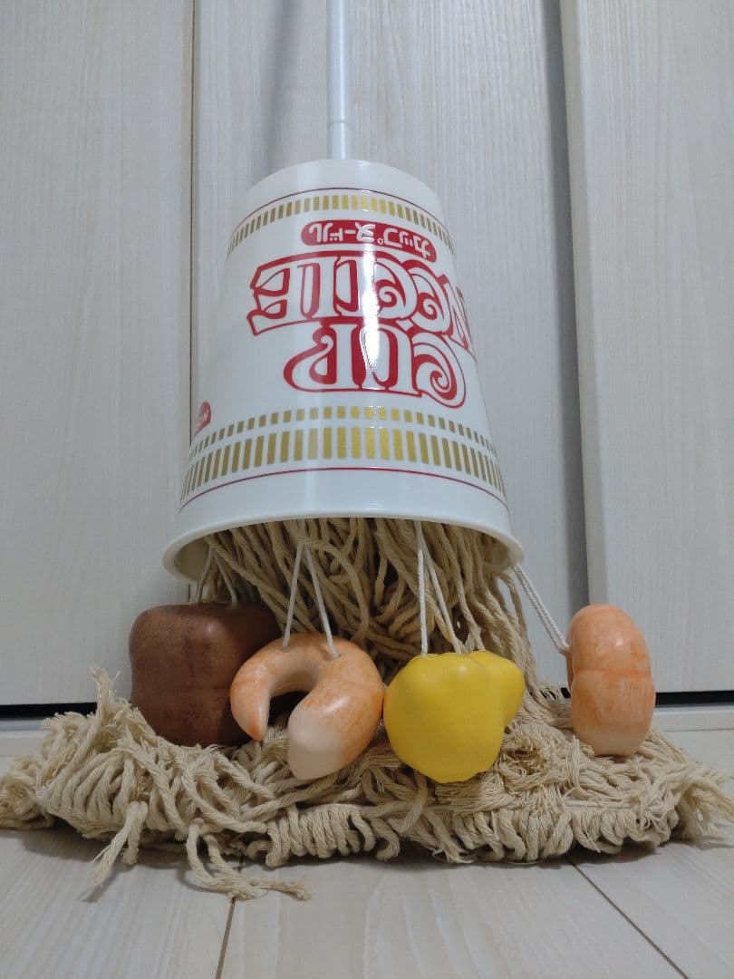 日清　おうちモップヌードル　カップヌードルクエスト　モップ　キャンペーン