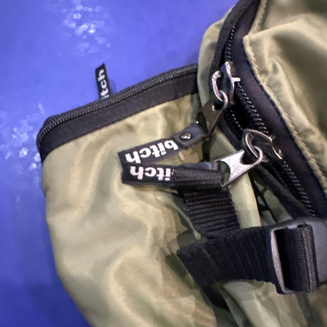 90s bitch skateboards ショルダーバッグ