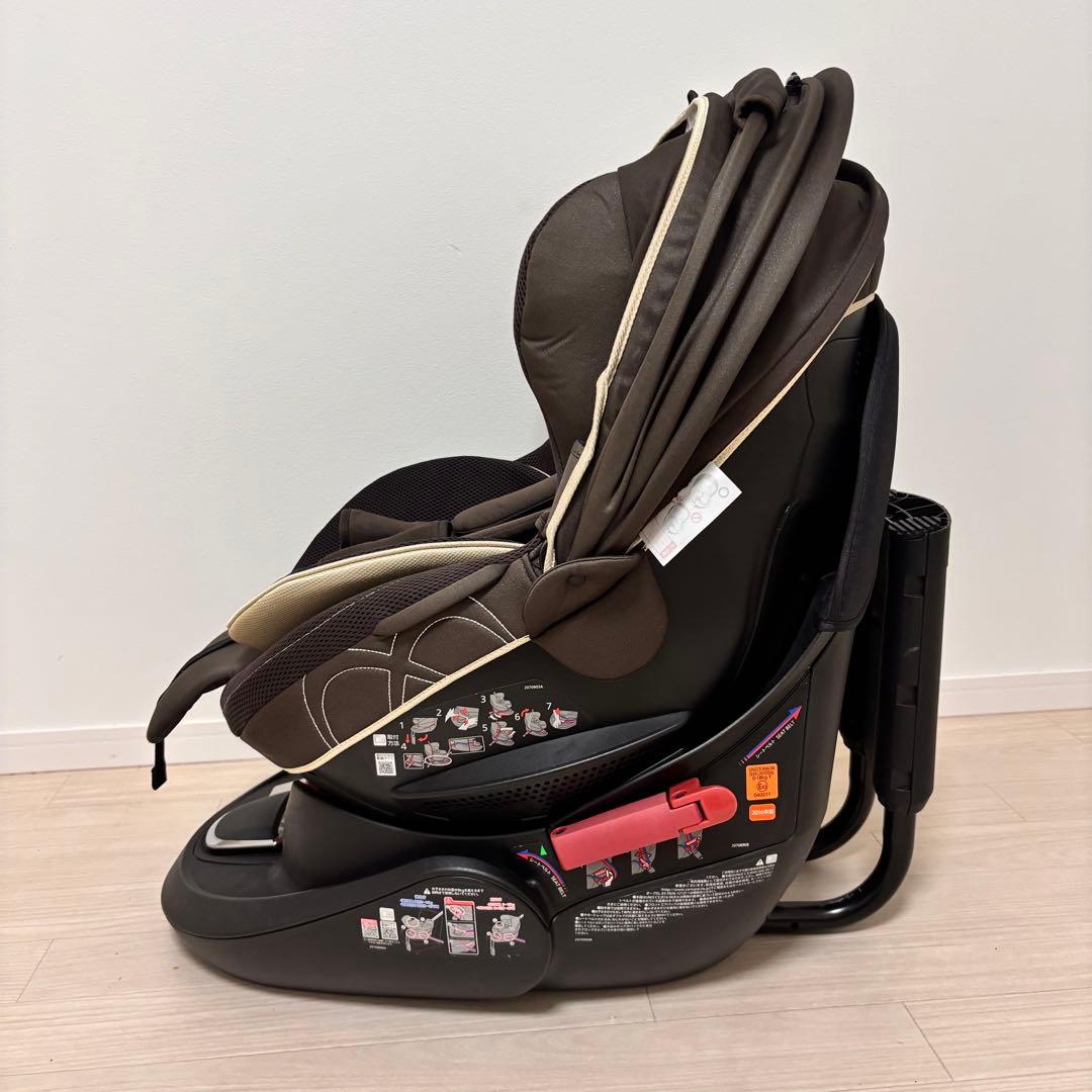 【美品】 エールベベ クルット4s グランス シャンパンプラウン