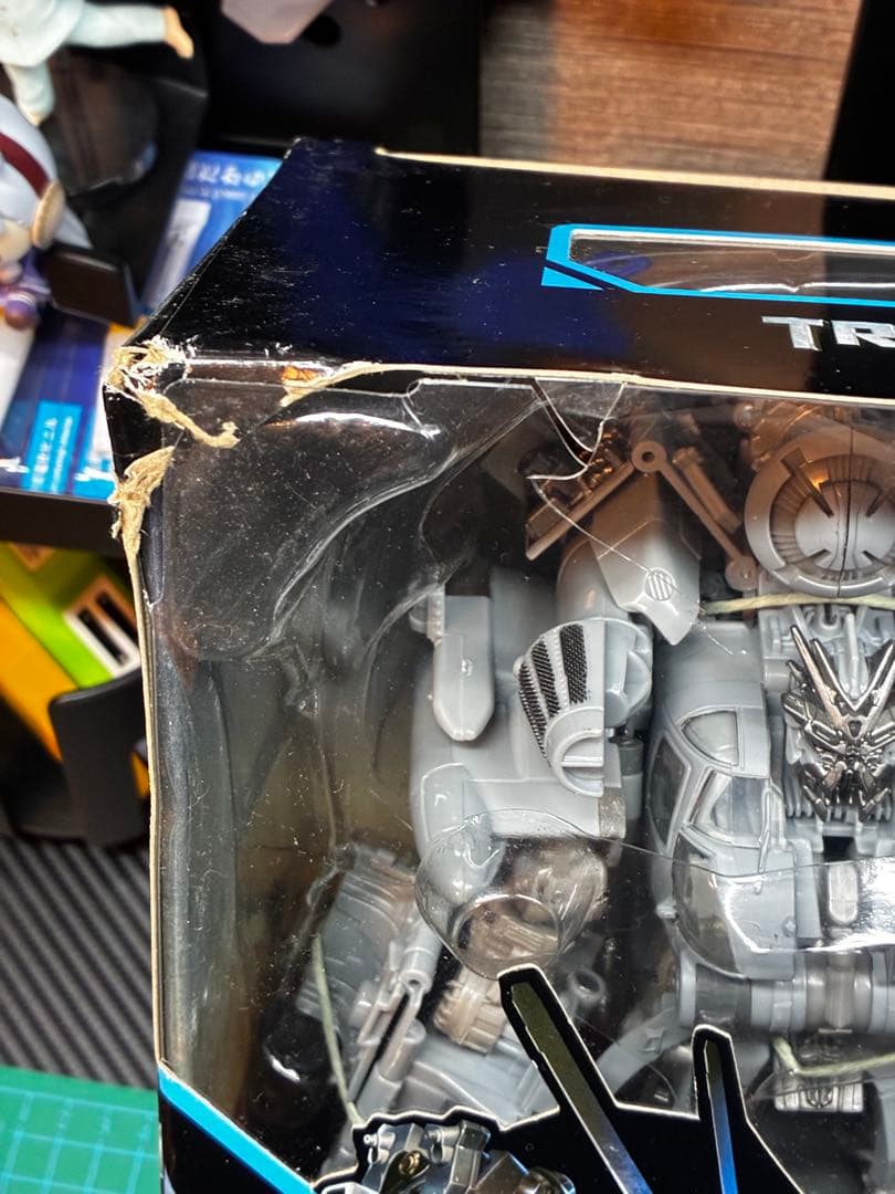 トランスフォーマー スタジオシリーズ ブラックアウト SS-08